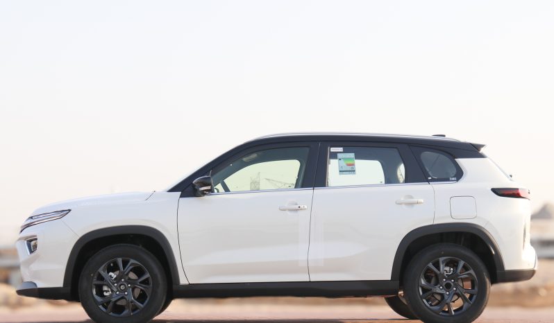 
								2024 Toyota Urban Cruiser GLX-14 White-Black full									