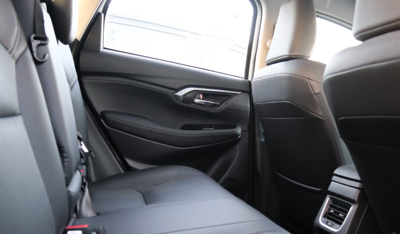 
								2024 Toyota Urban Cruiser GLX-14 White-Black full									