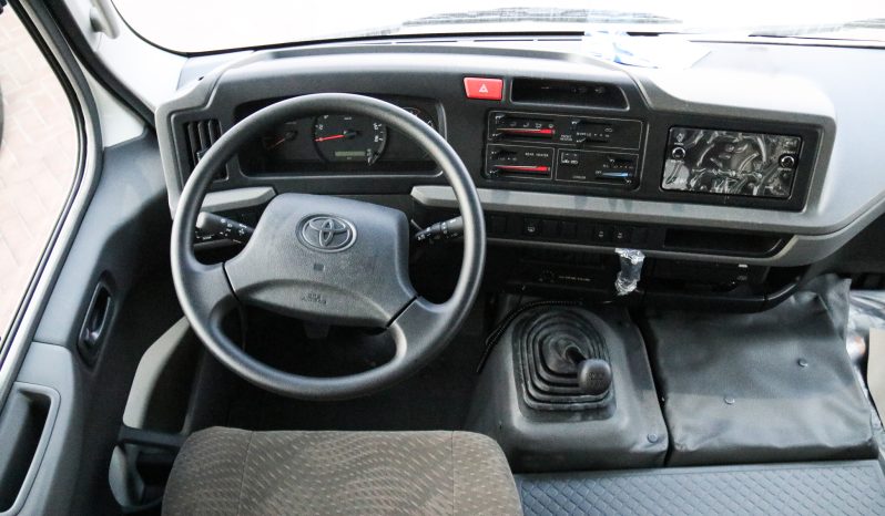 
								2025 TOYOTA COASTER full									