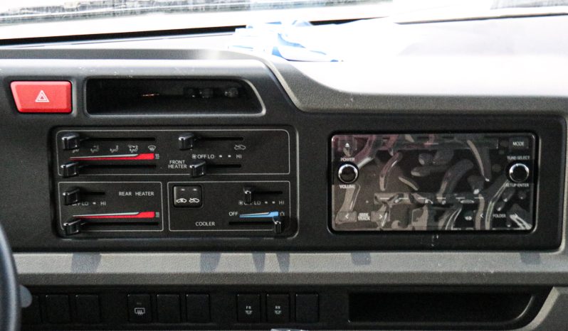 
								2025 TOYOTA COASTER full									