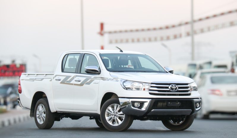
								2025 TOYOTA HILUX SFX LN full									