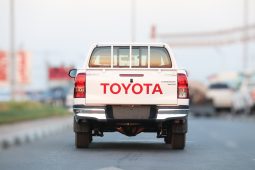 
										2025 TOYOTA HILUX SFX LN full									