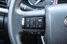 
										2025 TOYOTA HILUX SFX LN full									