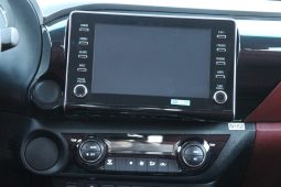 
										2025 TOYOTA HILUX SFX LN full									