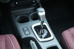 
										2025 TOYOTA HILUX SFX LN full									