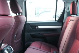 
										2025 TOYOTA HILUX SFX LN full									