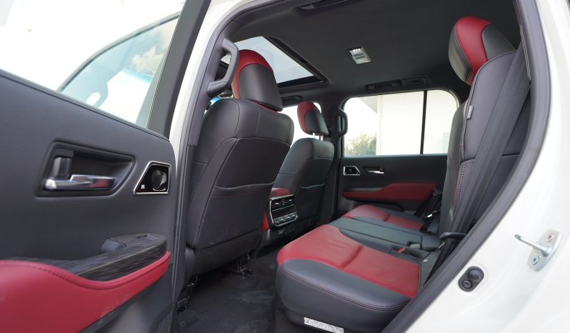 
								2024 Toyota Land Cruiser 300 GR Sport V6 3.3L full									