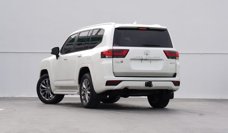 
								2024 Toyota Land Cruiser 300 GXR 3.5L Twin Turbo with Radar full									