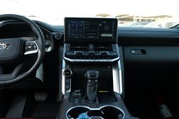 
										Land Cruiser VXR 3.5L full									