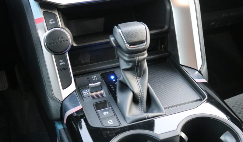 
								2024 TOYOTA LAND CRUISER GX SFX full									